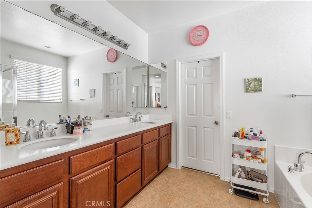 40142 Canton Court