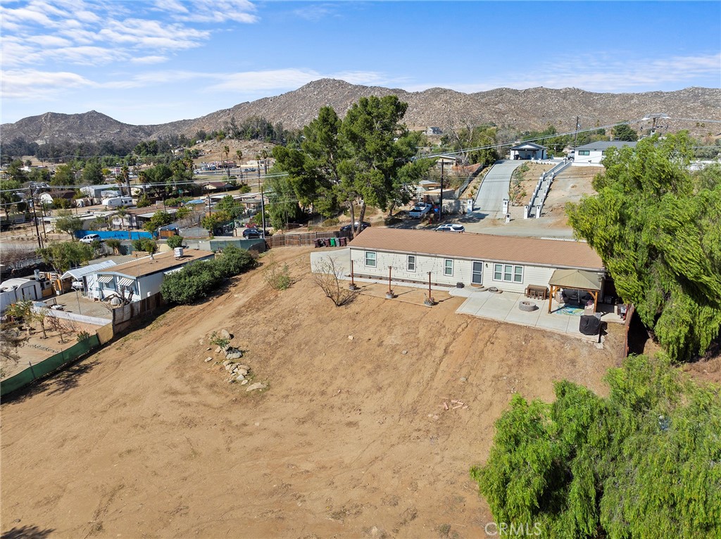 33649 El Centro Avenue