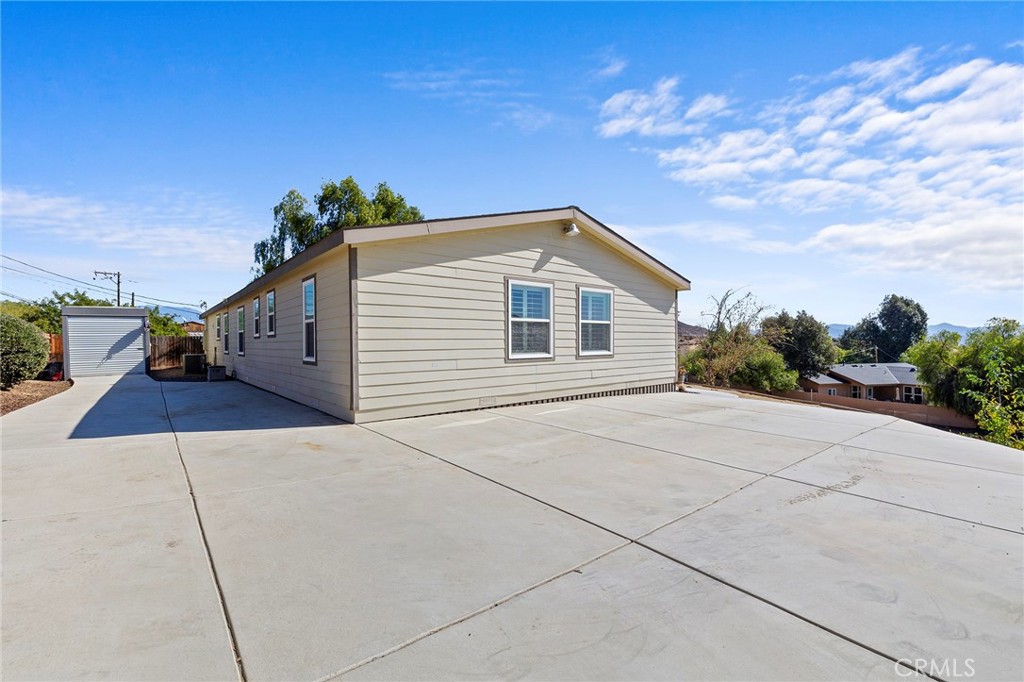 33649 El Centro Avenue