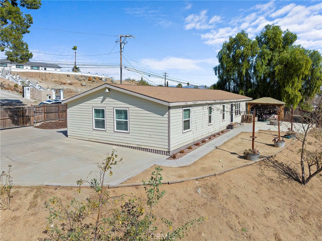 33649 El Centro Avenue