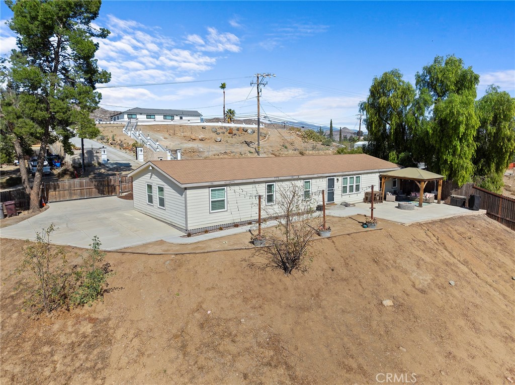 33649 El Centro Avenue