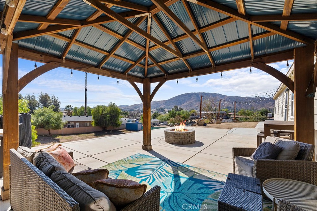 33649 El Centro Avenue