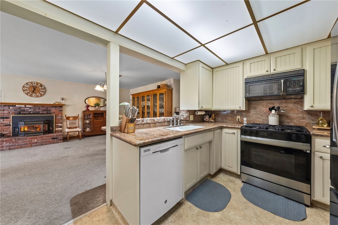 27400 Dartmouth Street