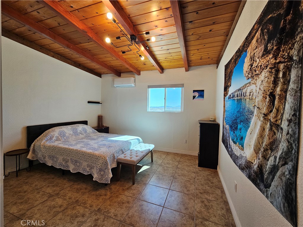 3939 Pinto Mountain Road