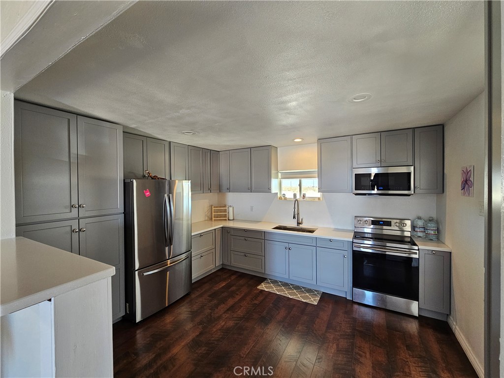 3939 Pinto Mountain Road