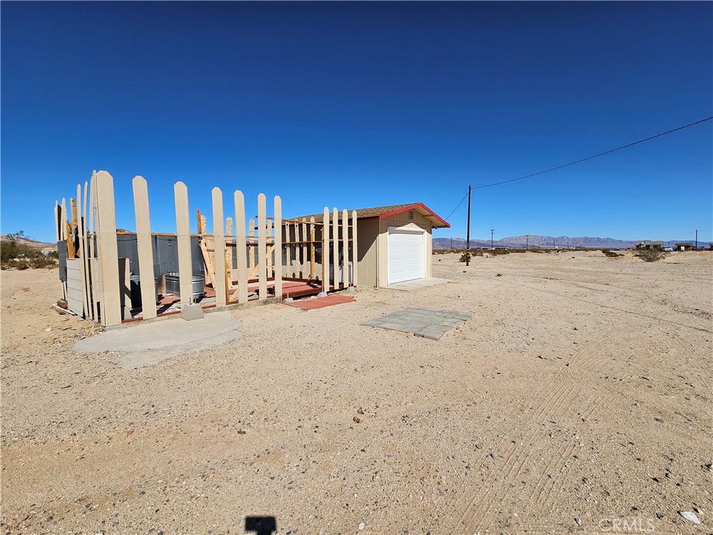 3939 Pinto Mountain Road