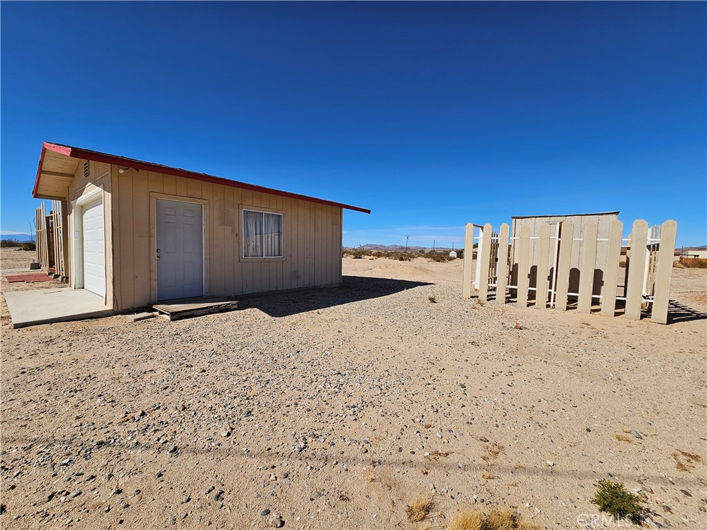 3939 Pinto Mountain Road