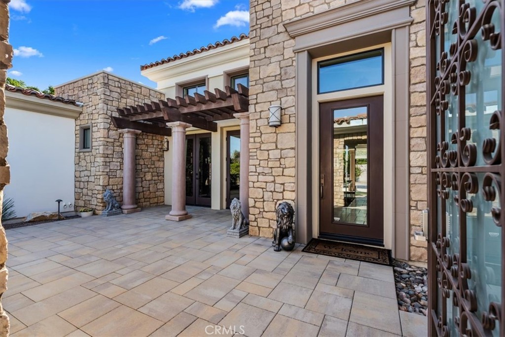 17 Emerald Court