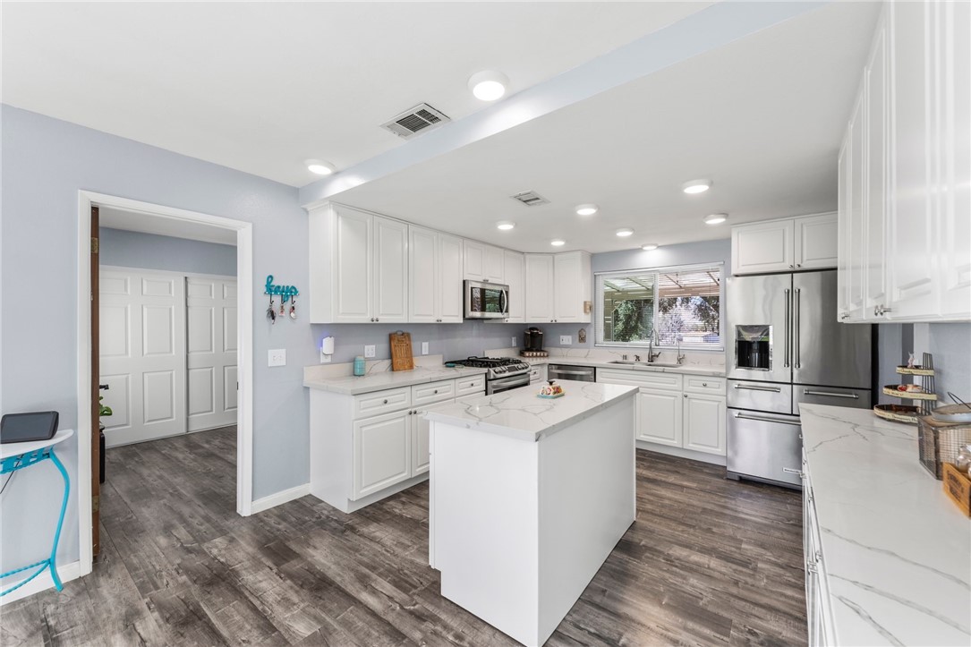 29825 Electric Avenue