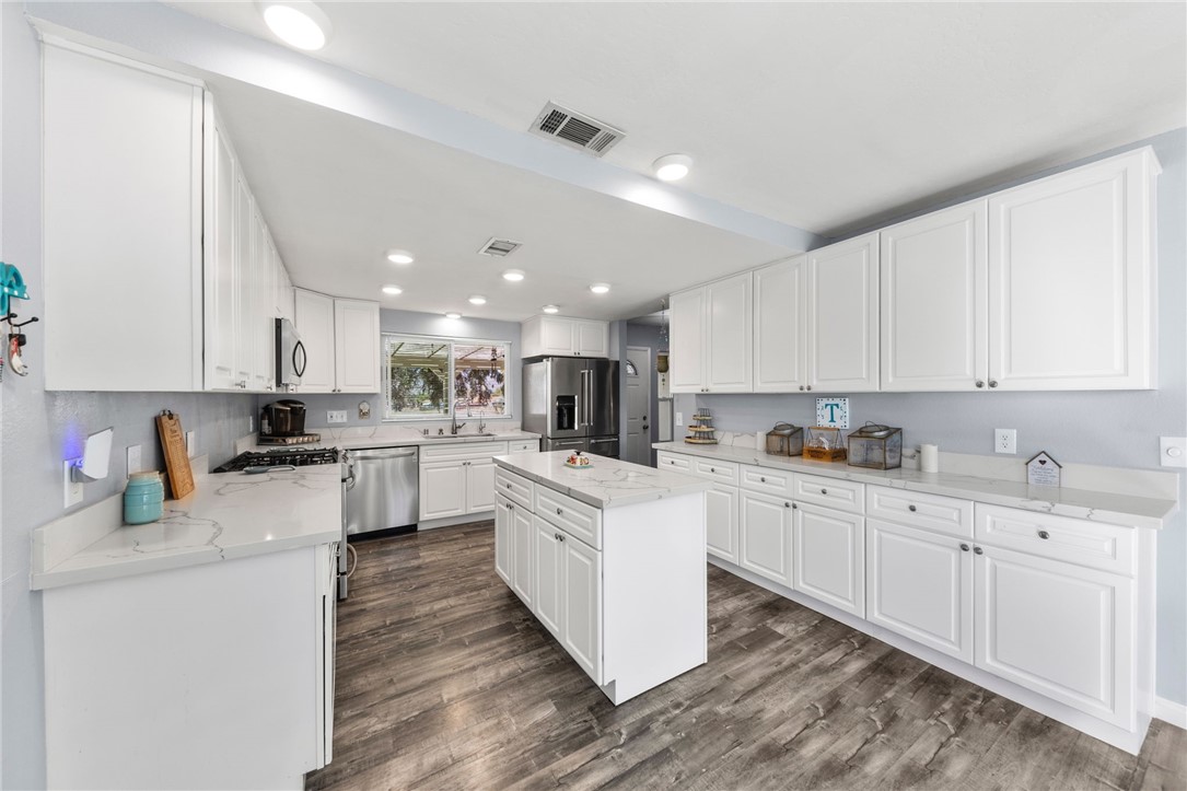 29825 Electric Avenue