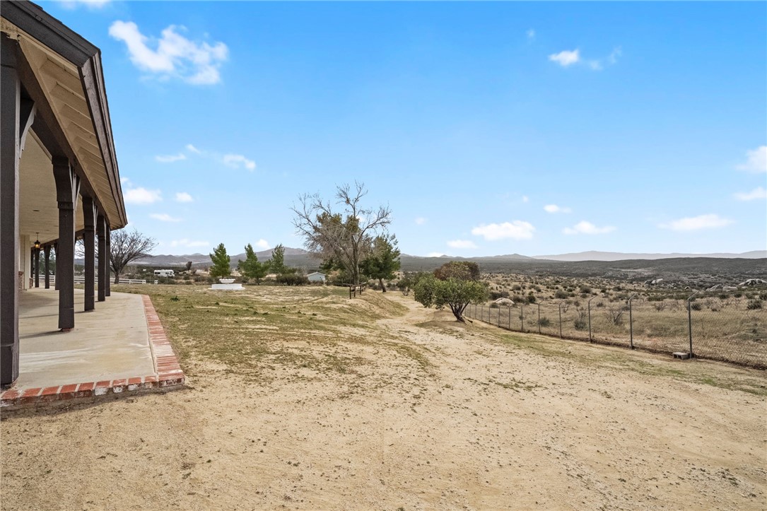 39725 Ivan Drive
