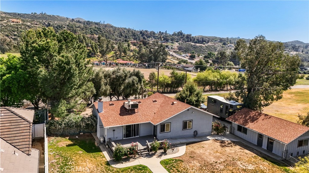 42420 Chambers Avenue