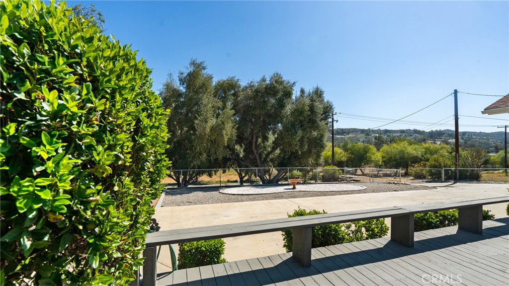 42420 Chambers Avenue