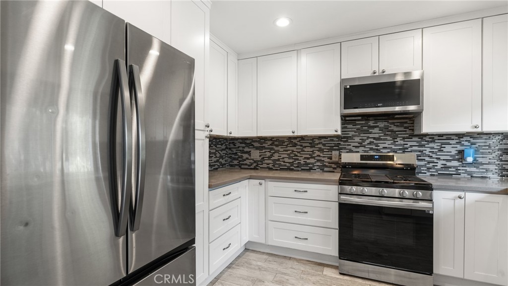 42420 Chambers Avenue