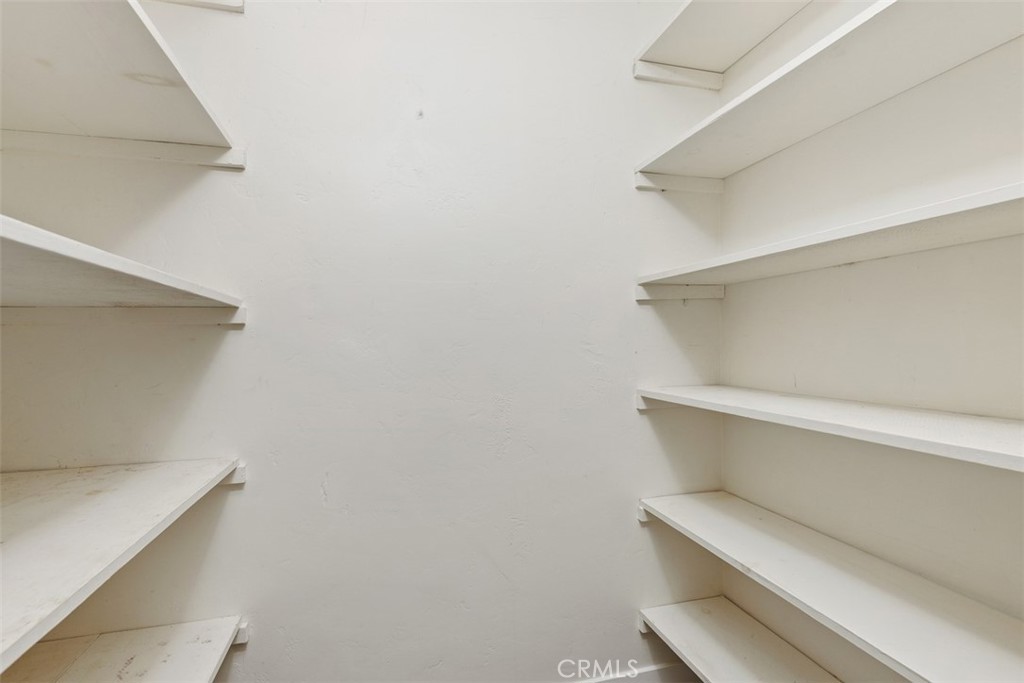 1840 Gum Tree Lane B