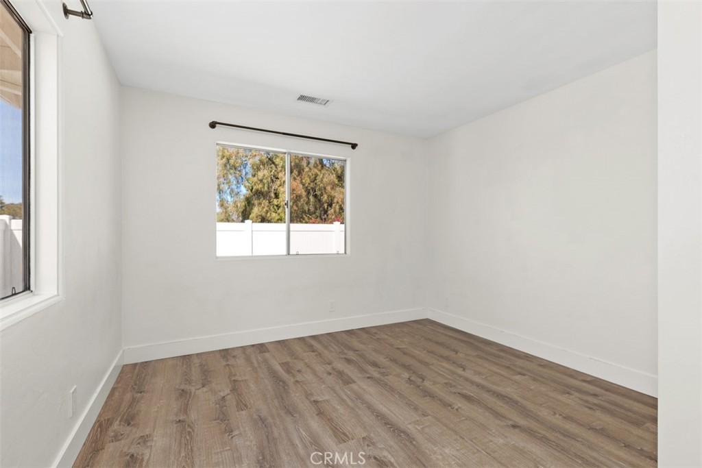 1840 Gum Tree Lane B