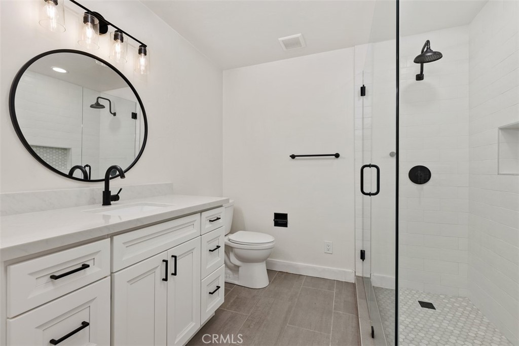 1840 Gum Tree Lane B