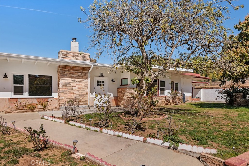 1840 Gum Tree Lane B