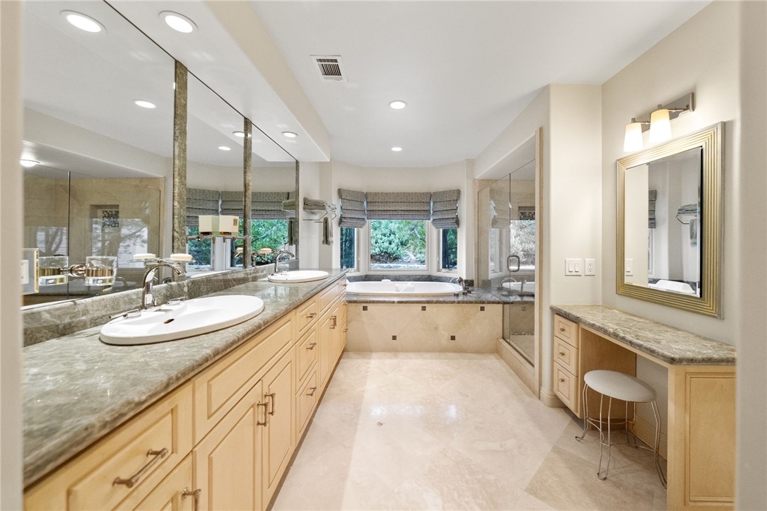 45250 Tomasito Circle