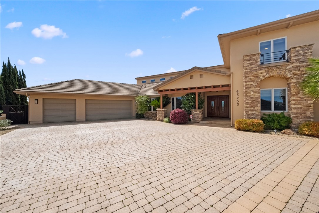 45250 Tomasito Circle