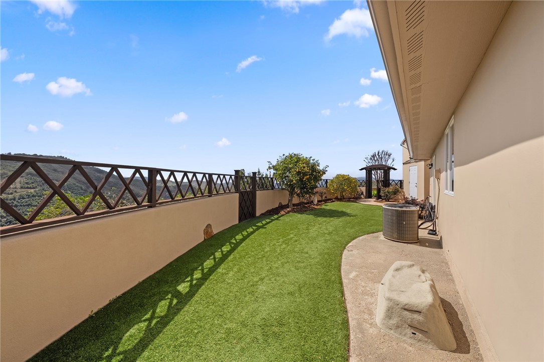 45250 Tomasito Circle