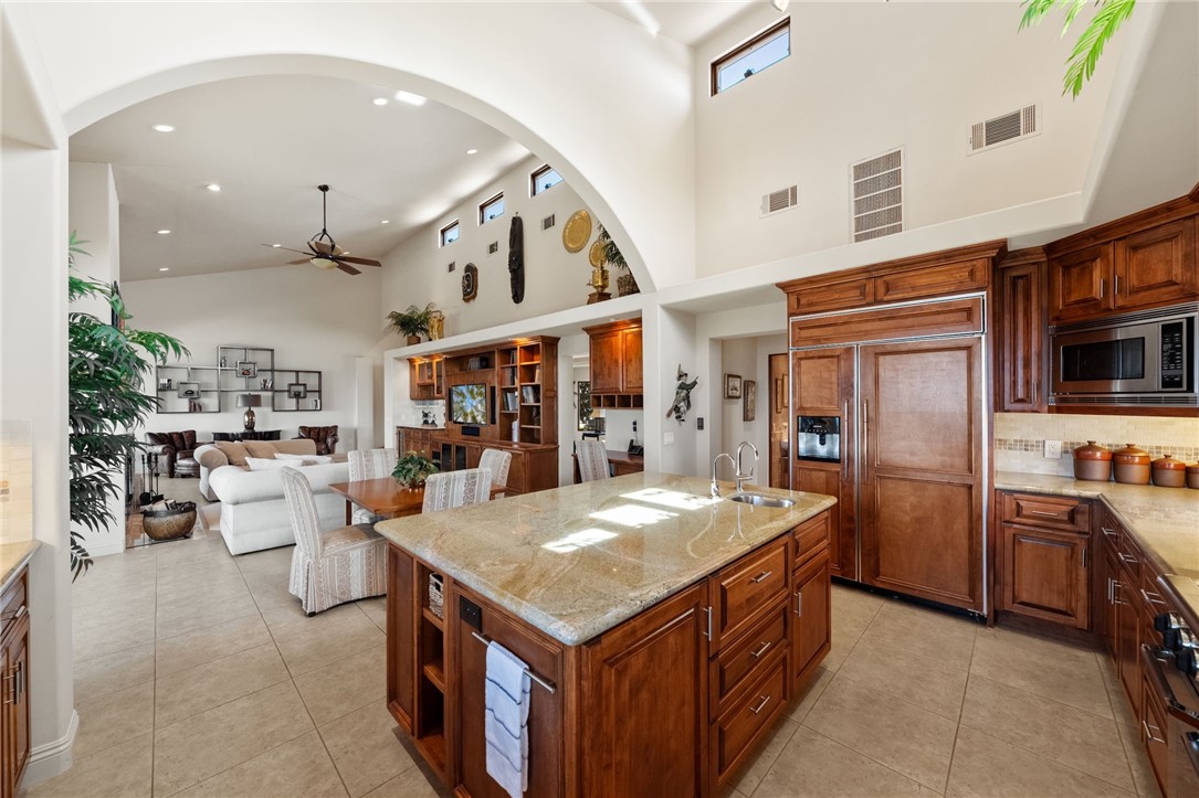 45250 Tomasito Circle