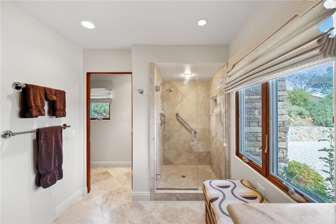 45250 Tomasito Circle