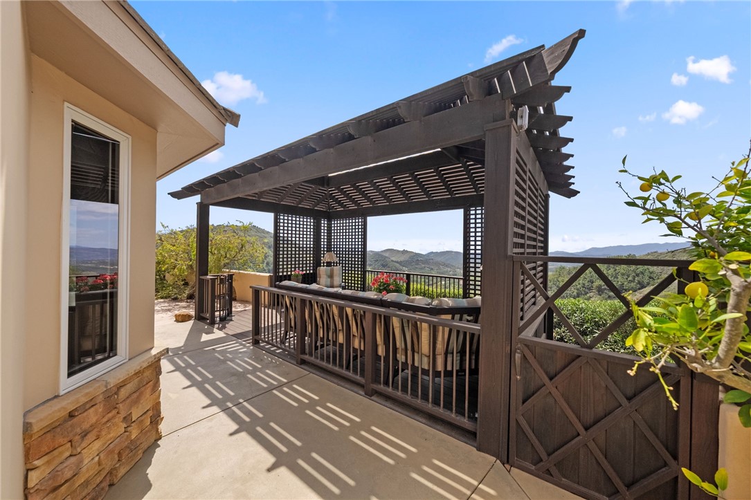 45250 Tomasito Circle