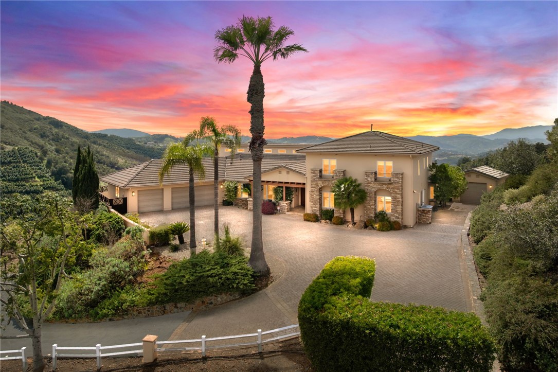 45250 Tomasito Circle