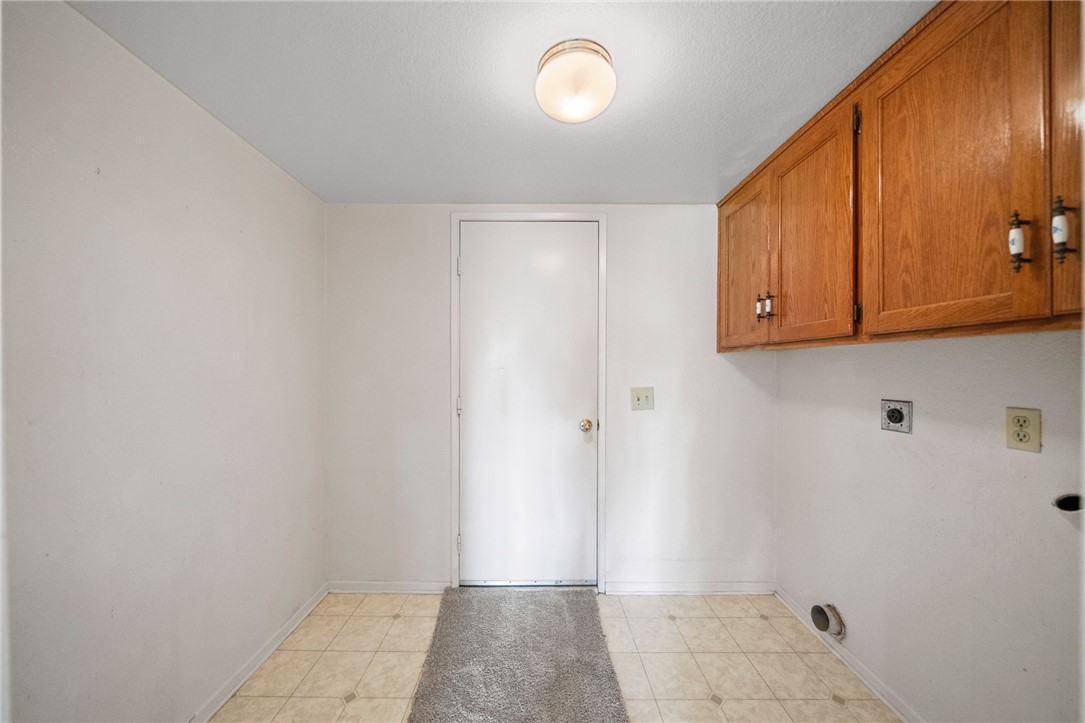 28869 Broken Arrow Circle