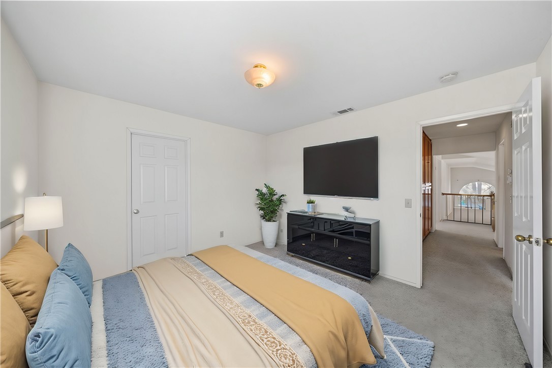 28869 Broken Arrow Circle