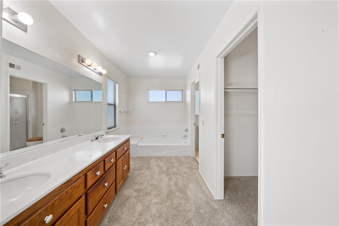 28869 Broken Arrow Circle