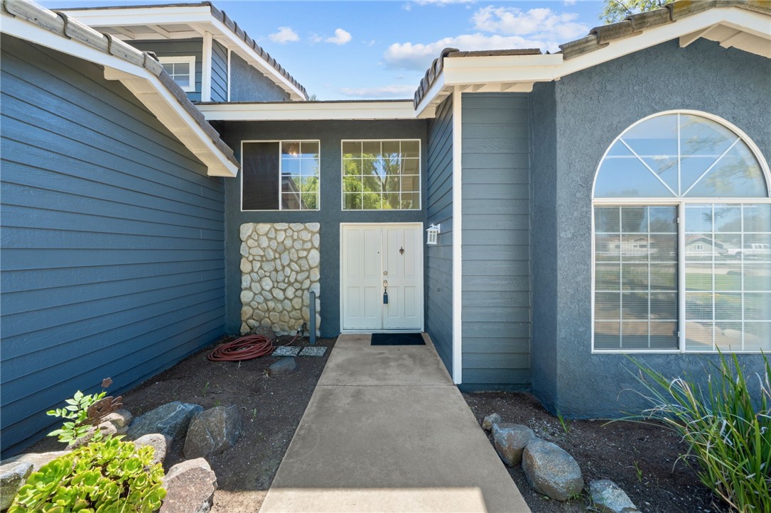 28869 Broken Arrow Circle