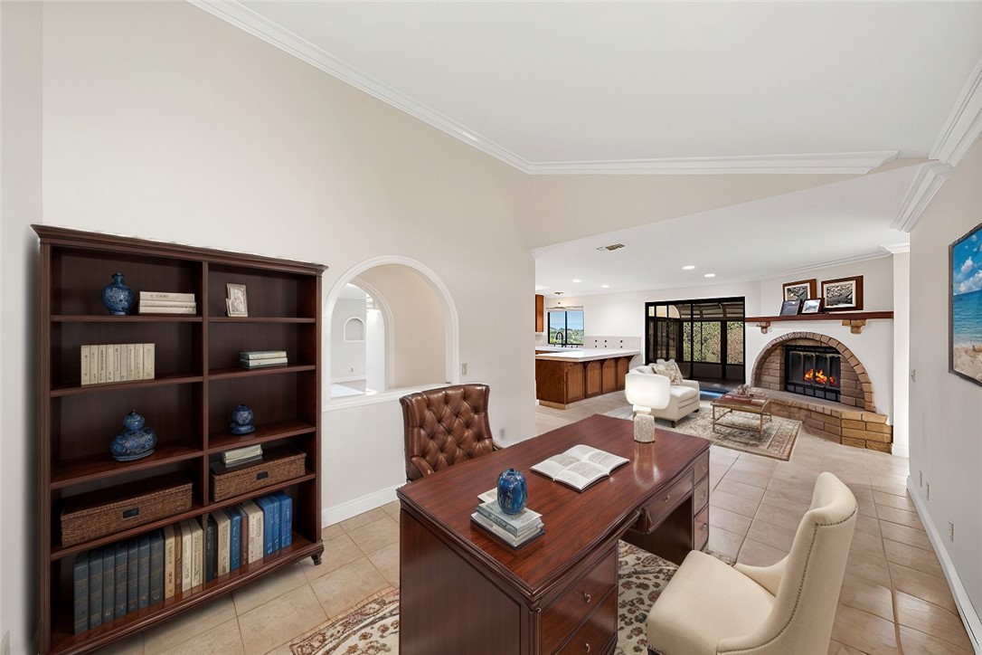 20900 Avenida Castilla