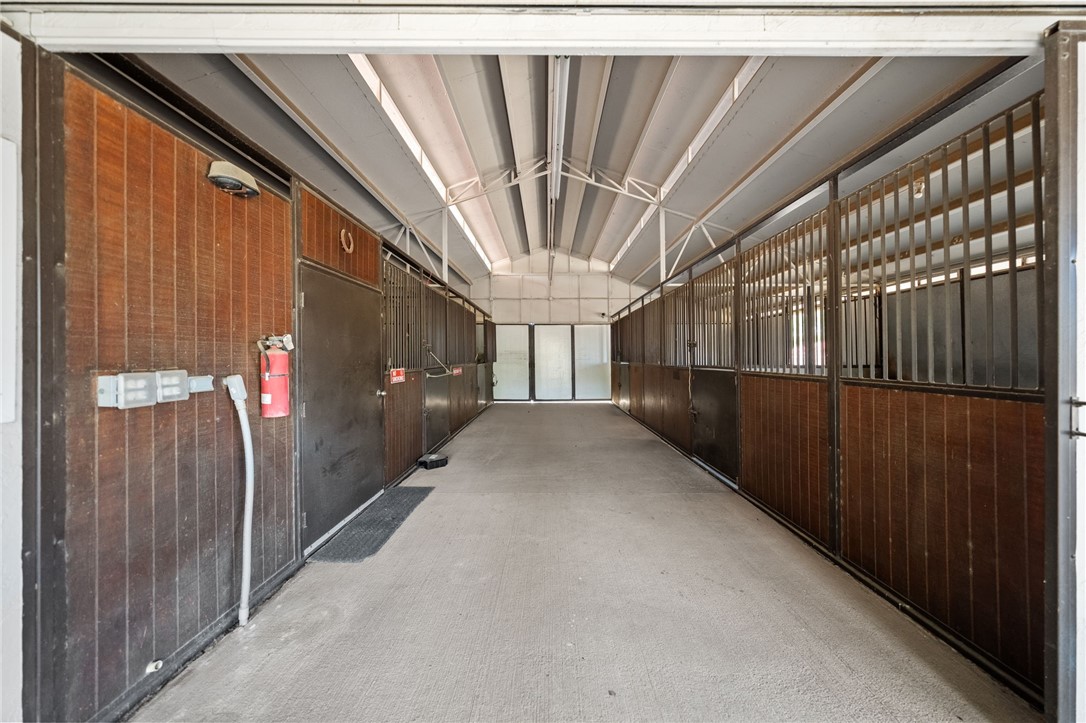 20900 Avenida Castilla