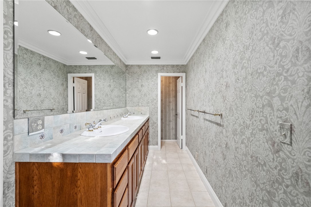 20900 Avenida Castilla