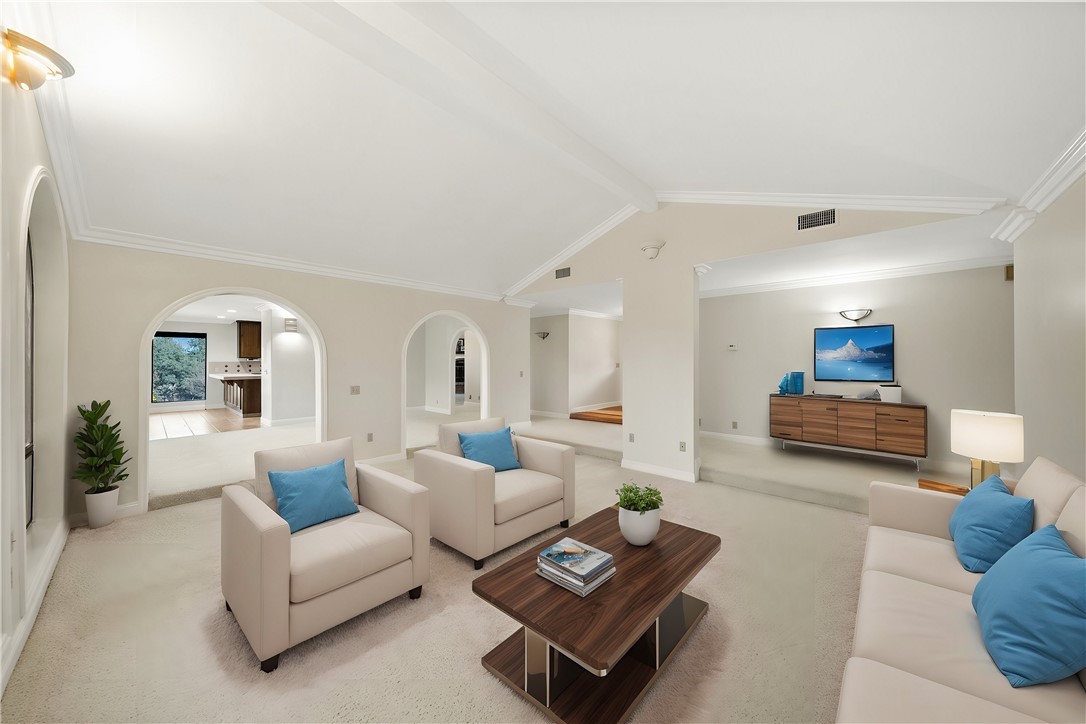 20900 Avenida Castilla