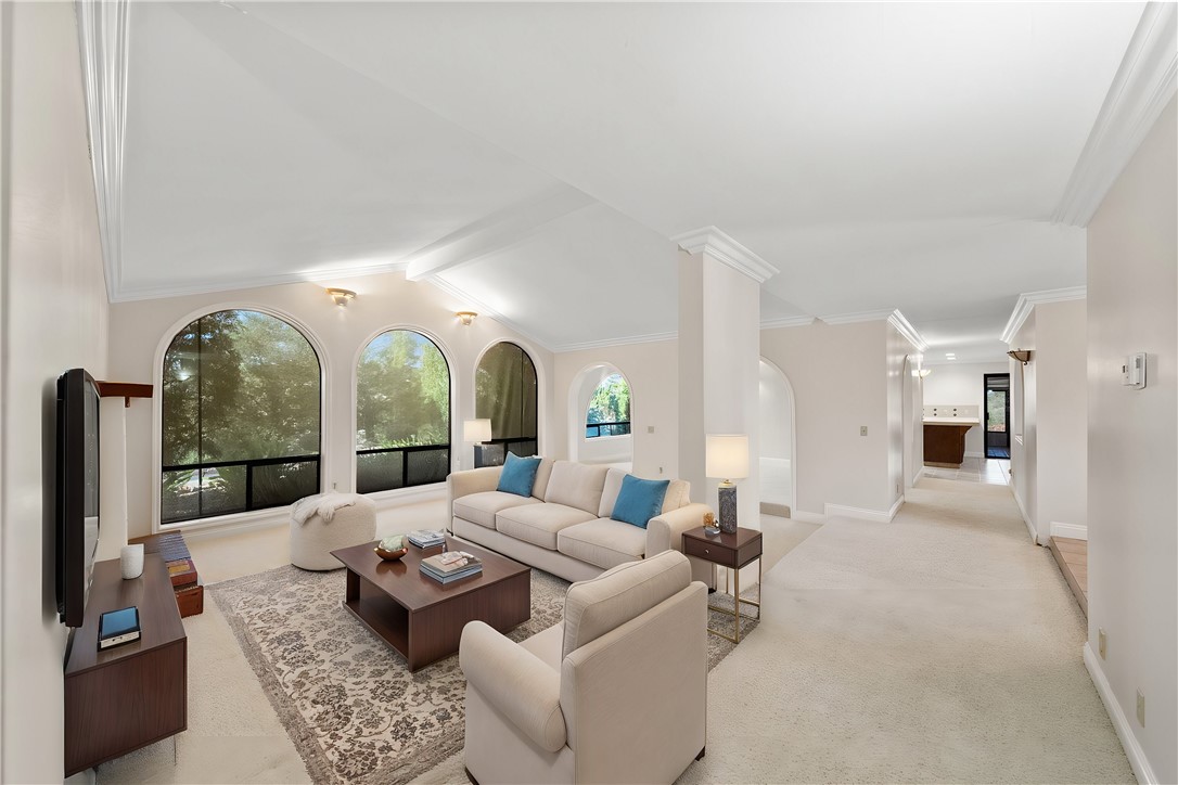 20900 Avenida Castilla