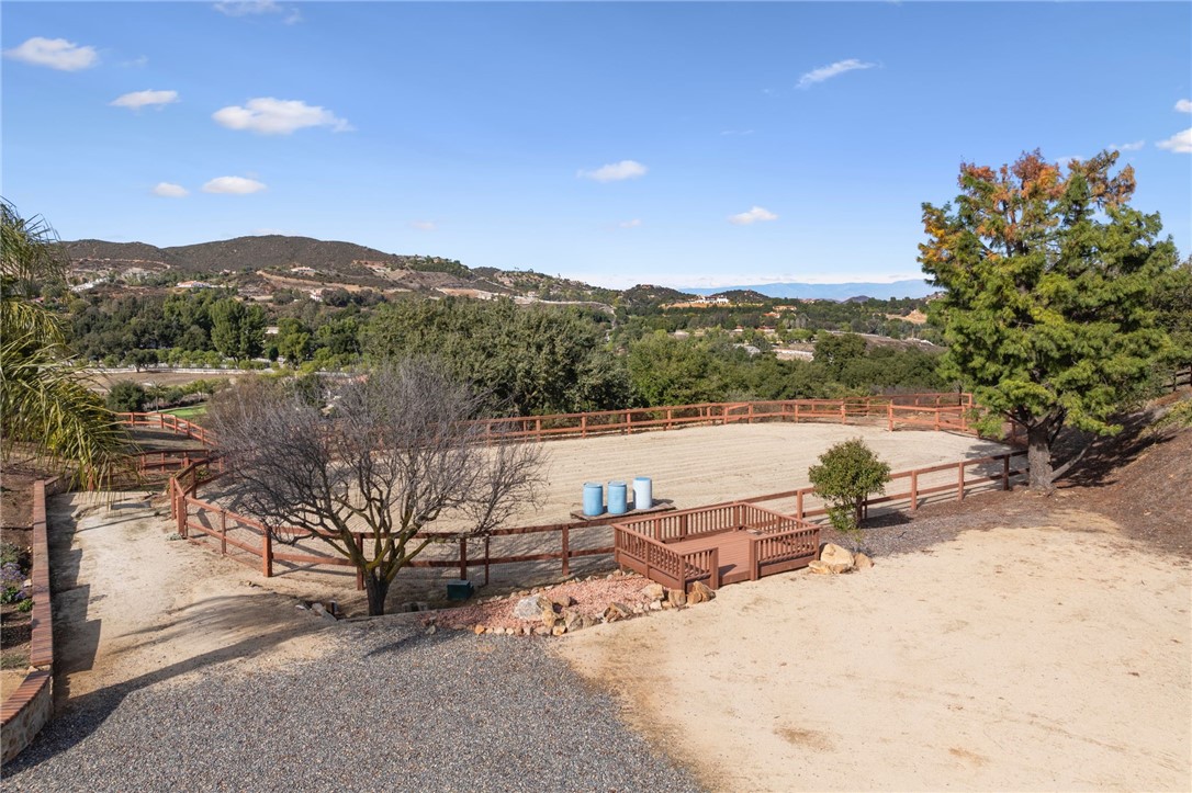 20900 Avenida Castilla