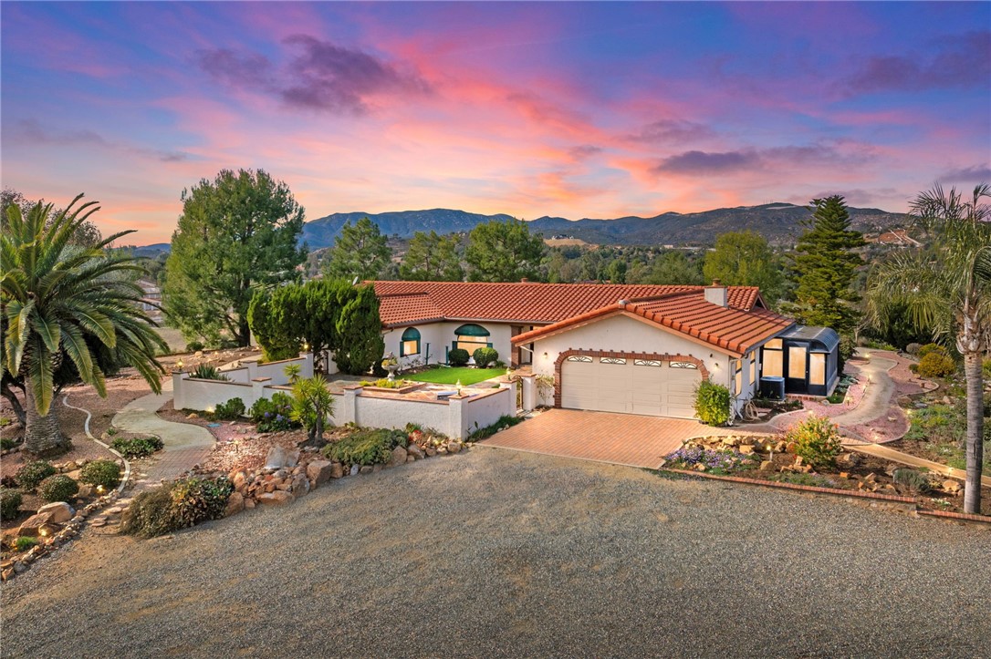 20900 Avenida Castilla