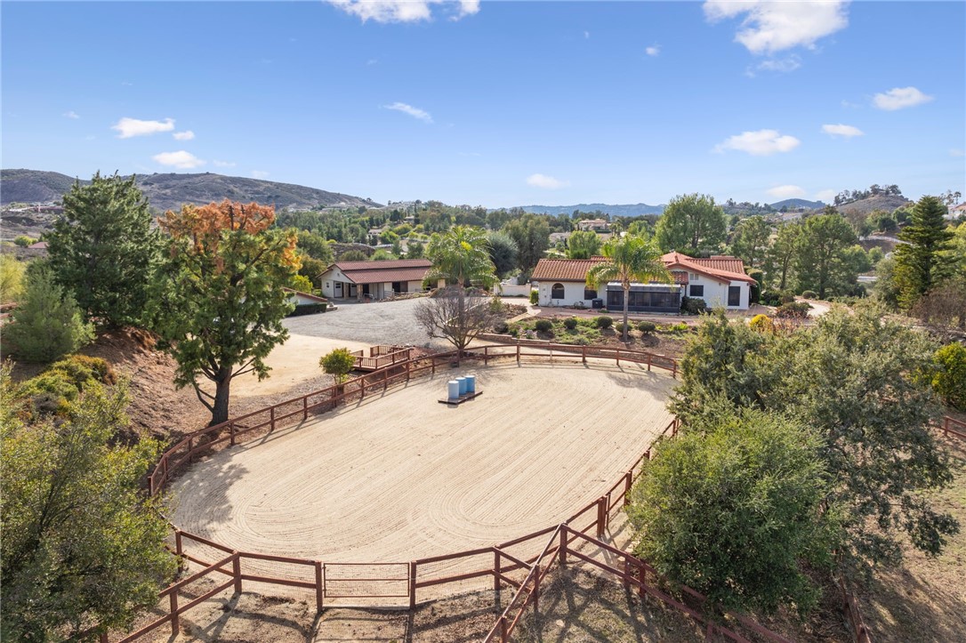 20900 Avenida Castilla