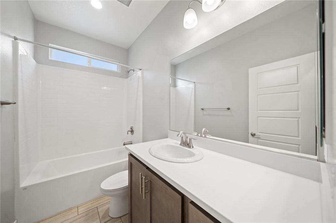 41321 Silver Maple Street