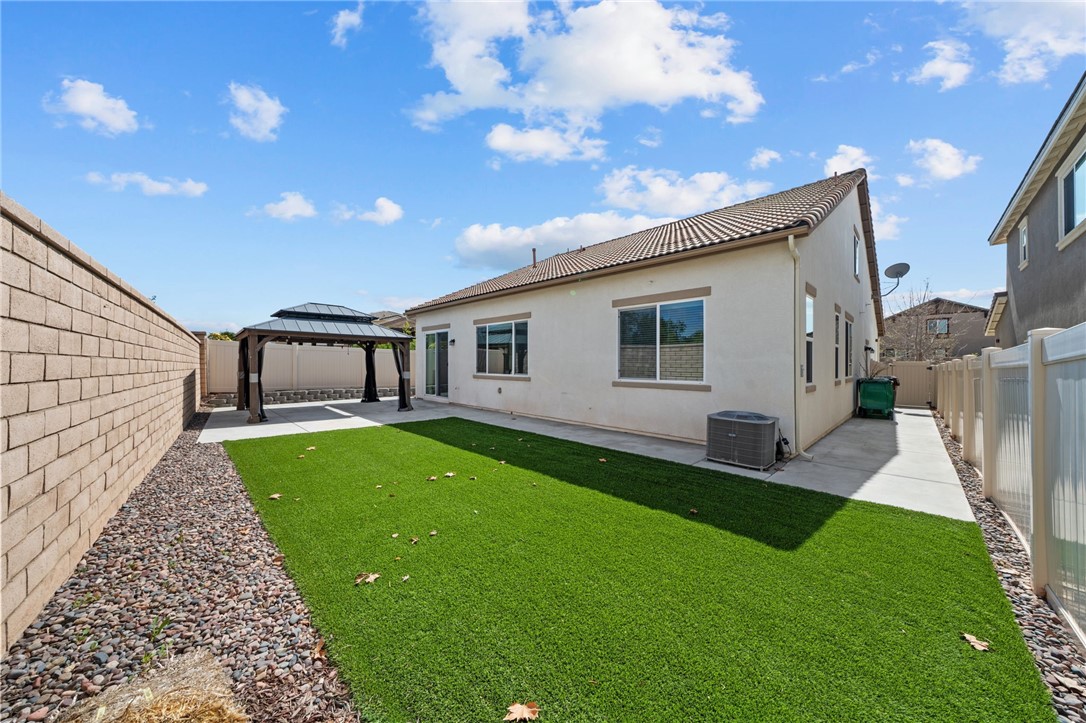 41321 Silver Maple Street