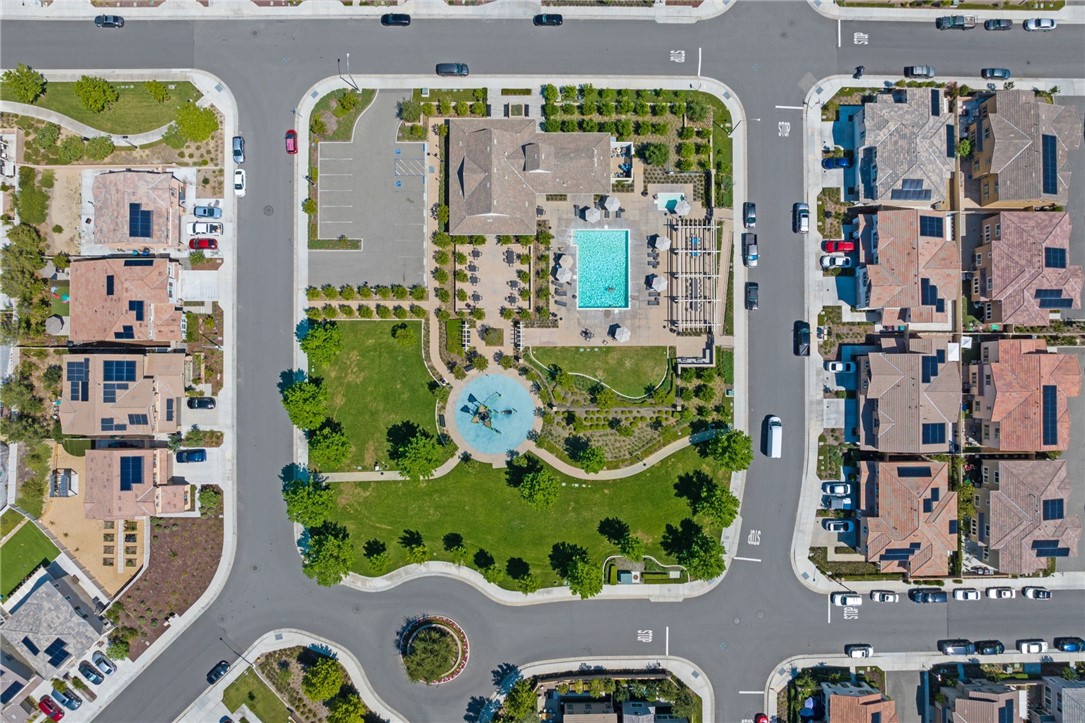 41321 Silver Maple Street