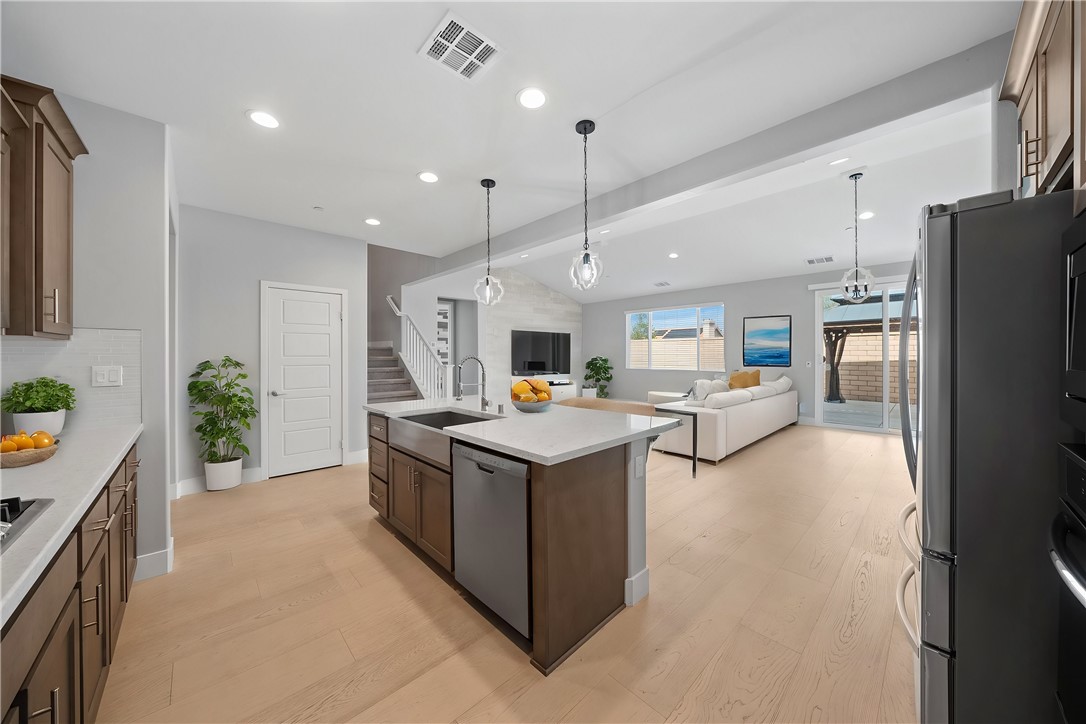 41321 Silver Maple Street