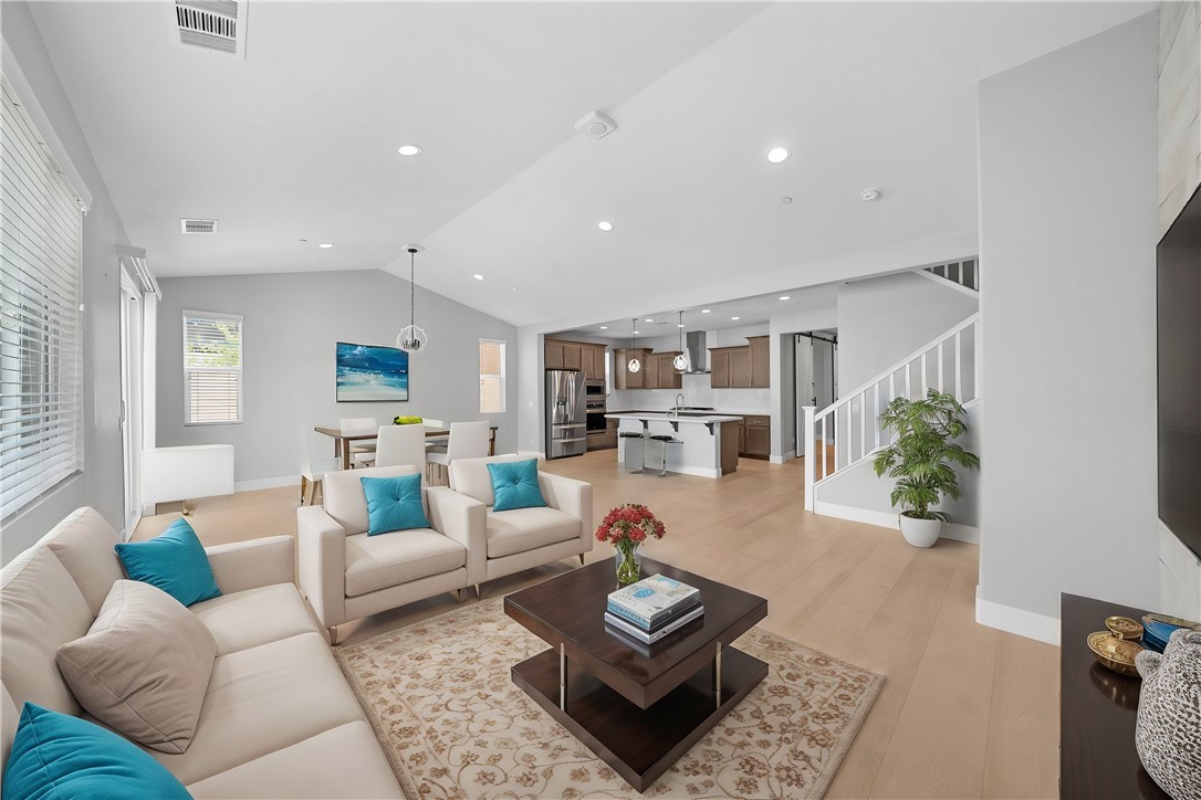 41321 Silver Maple Street