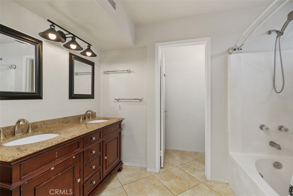 39330 Calle San Clemente