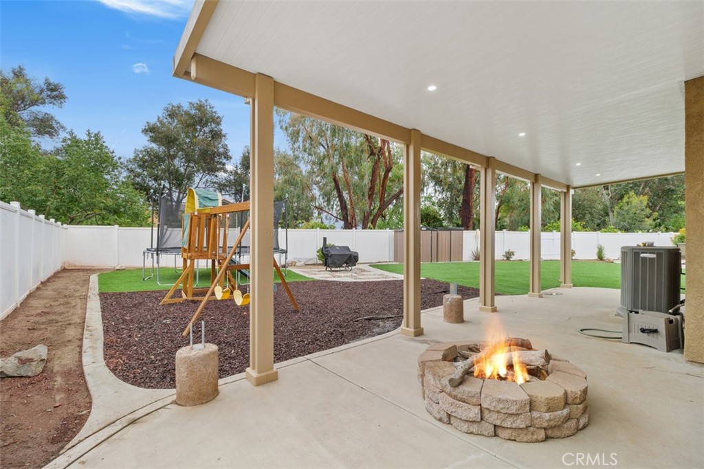 39330 Calle San Clemente