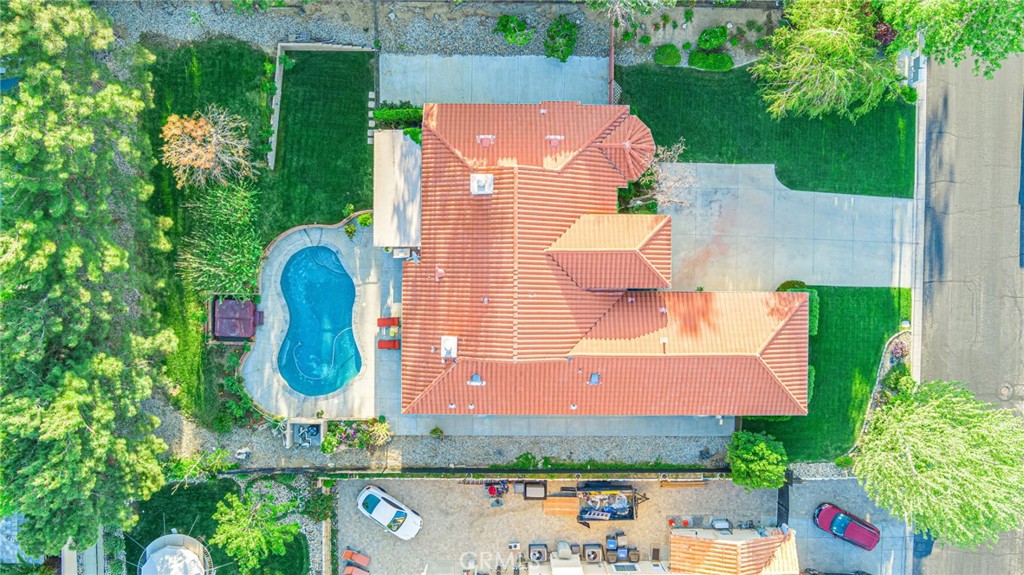 5562 Avenida Classica