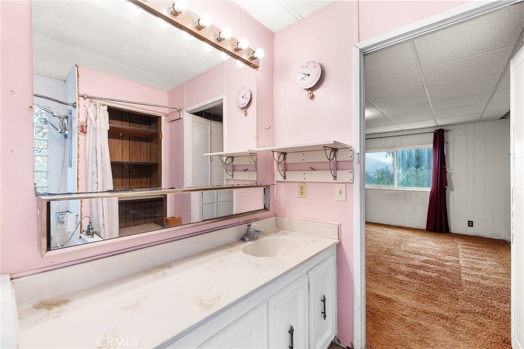 24469 Manzanita Road